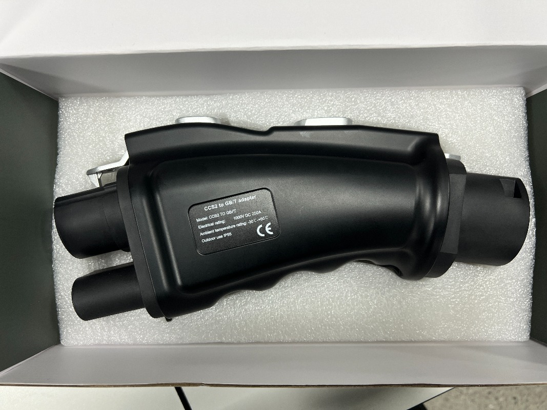 Adaptador Combo para Cargador  - Gb/T To Ccs2 200A Fast Charging Adapter reseña y precio